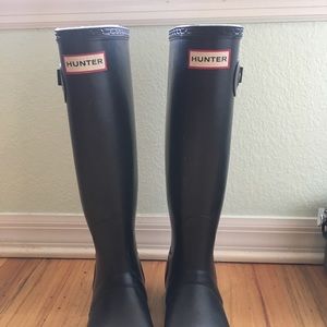 Knee High Hunter Rainboots